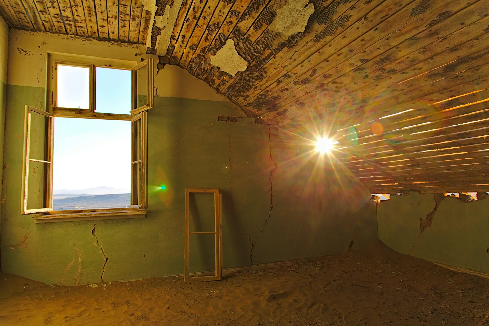 Is Your Roof Leaking? 3 Immediate Steps to Take