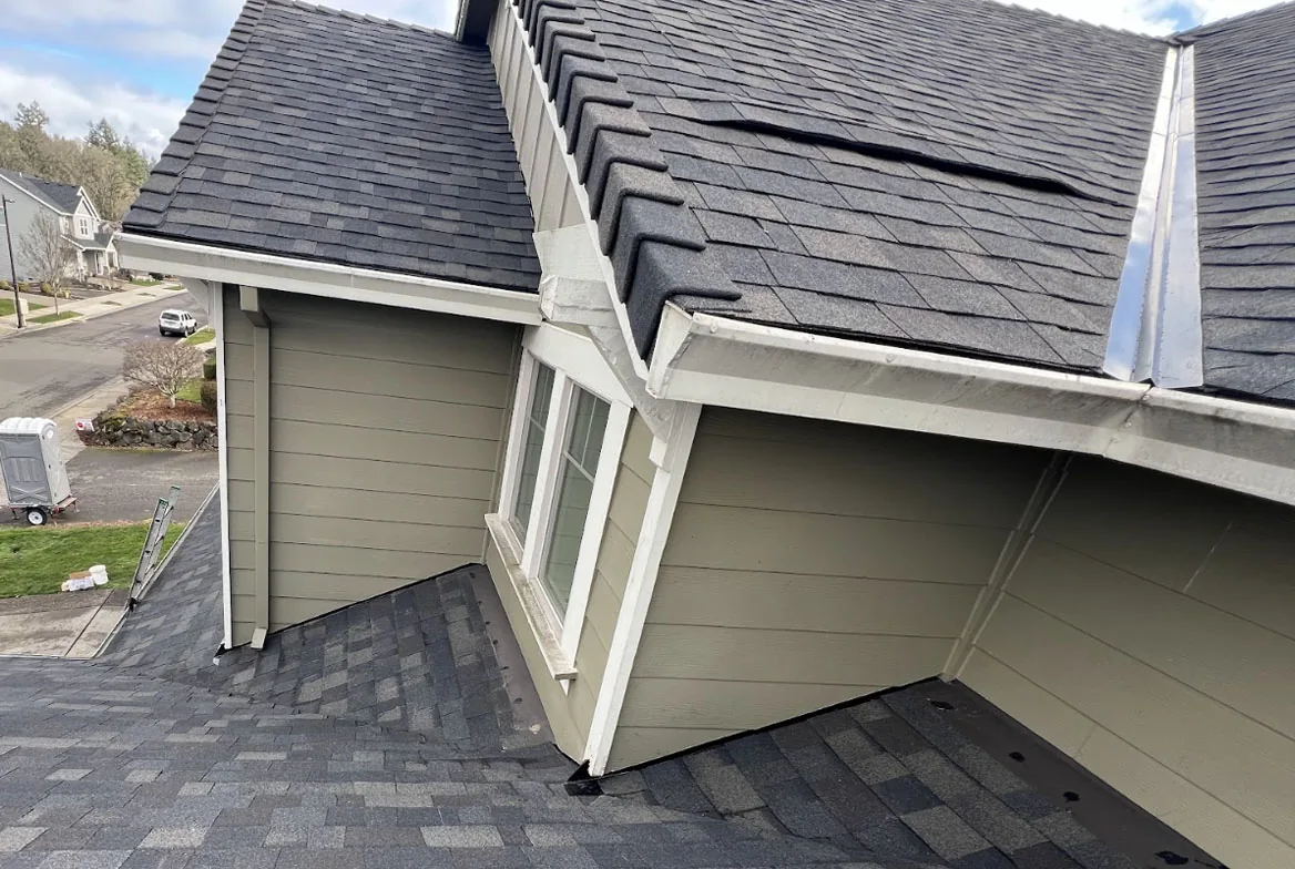 Gutter Guards and Roof Drainage in Portland SW: Why Summer Is the Time to Prepare for Oregon’s Rainy Season
